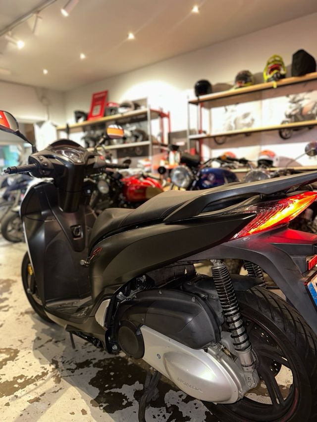 HONDA SH 300 2017 ABS