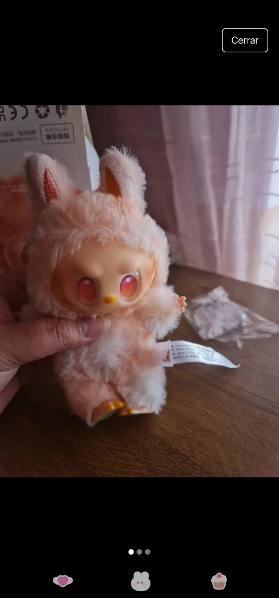 Labubu Conejo naranja Peluche