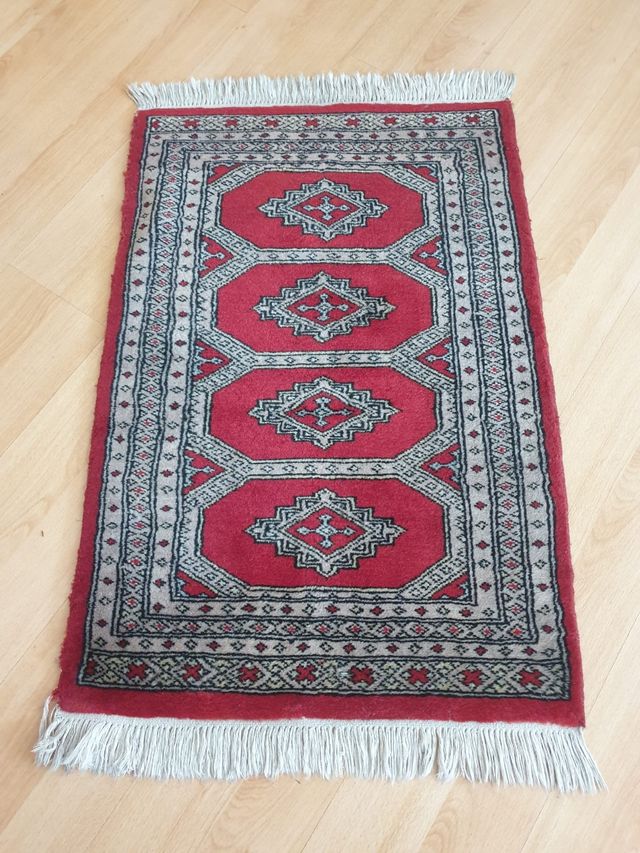 Alfombra granate, estilo pakistani de lana 90x60