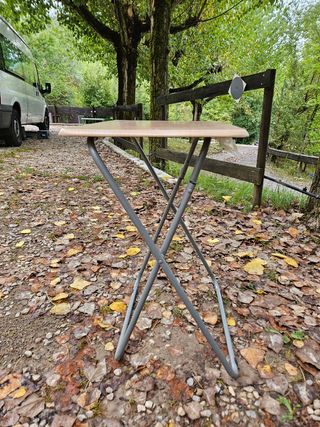 Mesa plegable + 2 sillas