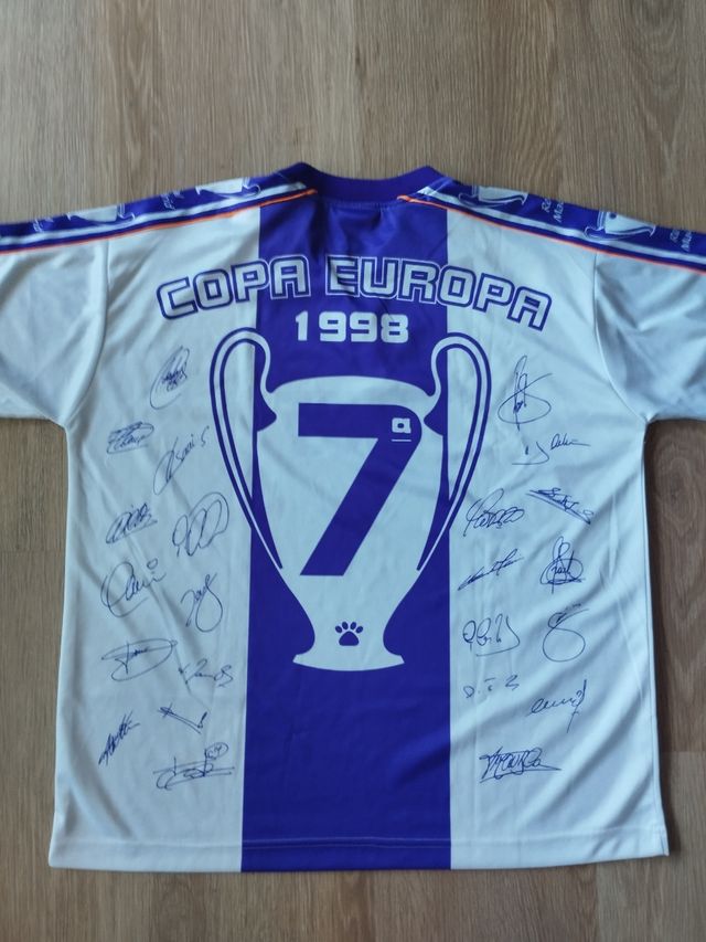 Camiseta Real Madrid 1998 firmada.XL