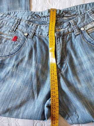 Vaqueros de hombre de la marca "Desigual"