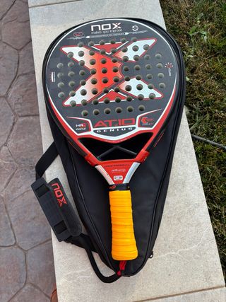 Pala NOX AT10 Genius 18K Agustin Tapia