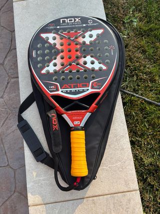 Pala NOX AT10 Genius 18K Agustin Tapia