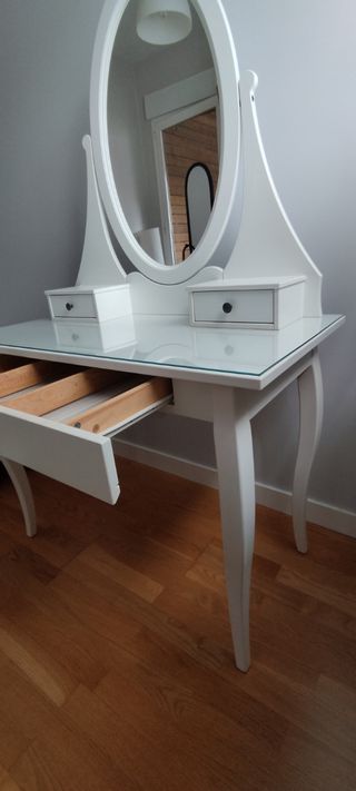 Tocador blanco IKEA