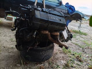 Motor BMW V8 M60B30 manual