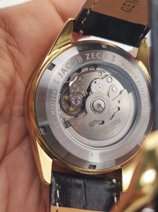 Reloj Jacob Zech automático dorado