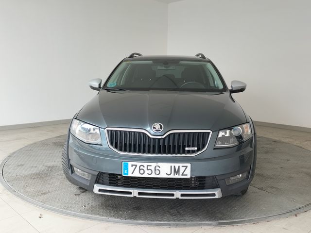 SKODA SCOUT 2.0 TDI 184 DSG