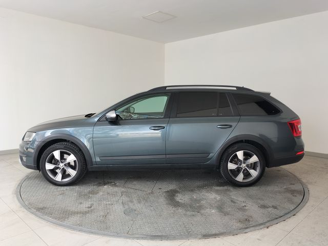 SKODA SCOUT 2.0 TDI 184 DSG