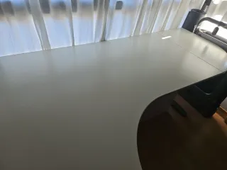 Escritorio Ikea Galant blanco + Silla despacho