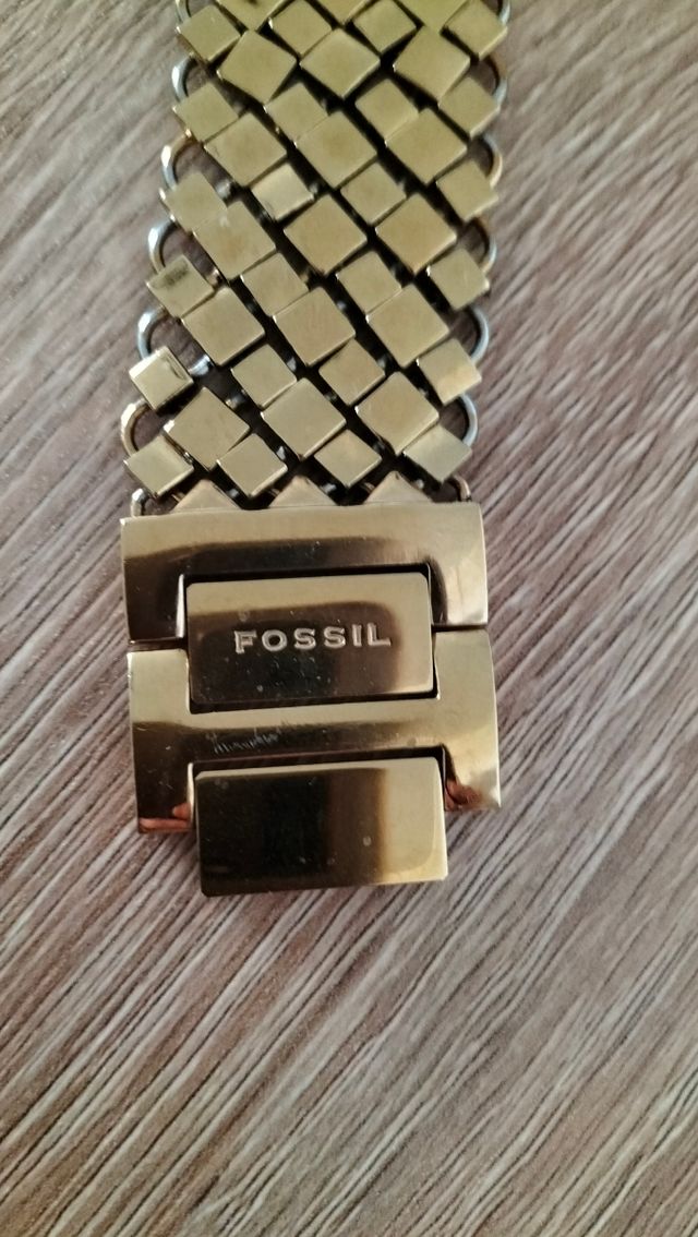 Reloj Fossil dorado mujer