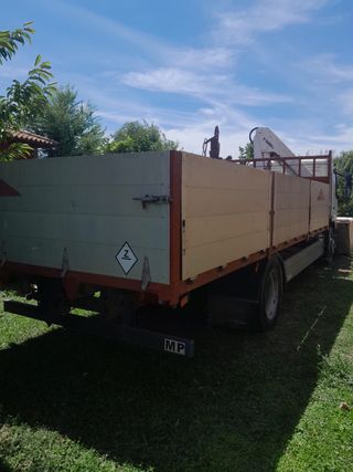 Mercedes Atego 1823  pluma, enganche, caja larga.