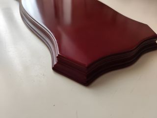 Peana madera granate, medidas en cm 41×20×2'5.
