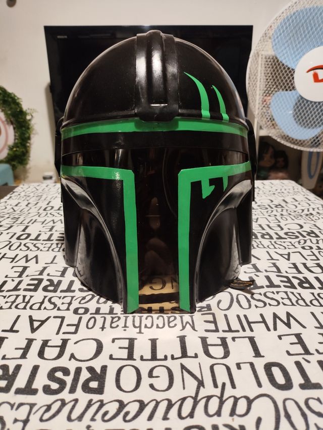 Casco Mandaloriano Star Wars de metal