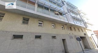 Local comercial en venta en San Fermín en Madrid