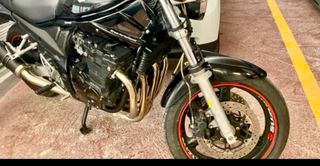 Suzuki Bandit 650 (2005) - Negra 54.000k