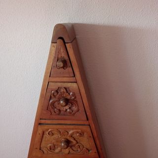 Armario Artesano de Madera