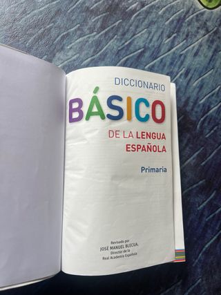 Diccionario Básico de la lengua española. Prima...