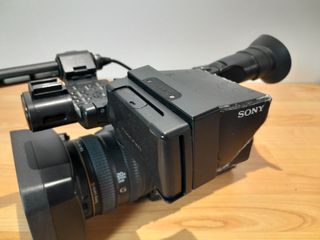 Sony NXCAM HXR-NX5: Cámara de Vídeo Profesional.