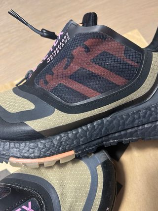 Adidas Ultraboost GTX - Scarpe Beige/Nero