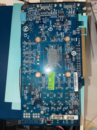 Gráfica Gigabyte GTX 560 Ti (OC)