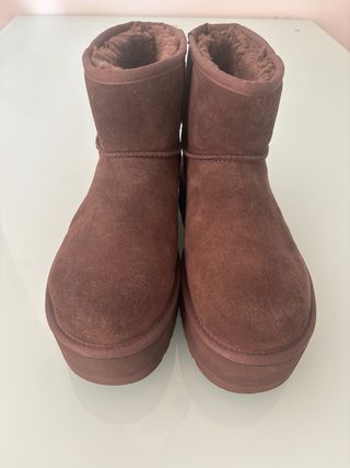 Botas UGG marrón