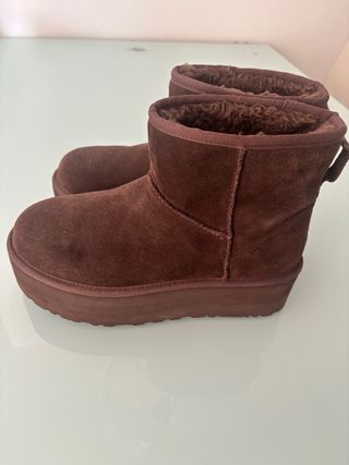 Botas UGG marrón