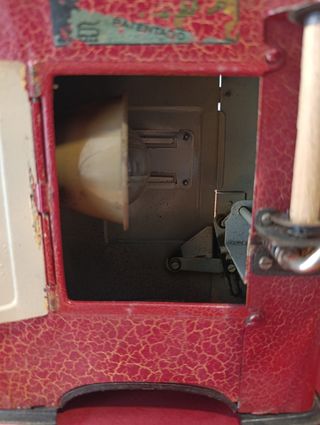 Proyector Ray antiguo rojo + peliculas