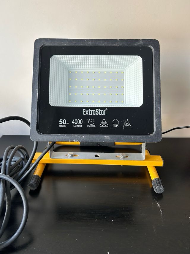 Foco LED ExtraStar 50w - 4000 lúmenes