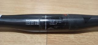 Manillar carbono 3T Flat 720 MTB