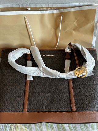 Bolso Michael Kors Jet Set Travel Vanilla 