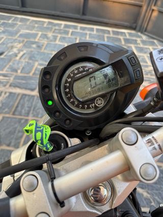 Yamaha FZ6 S1 - Moto