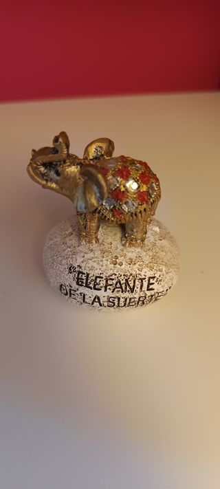 2 Elefantes Decorativos Dorados