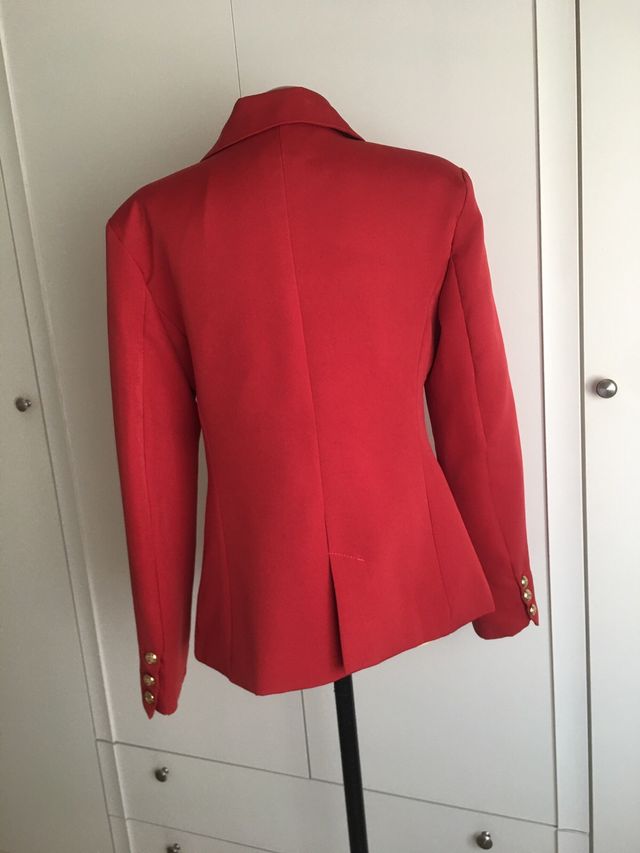 Blazer rojo Shein - Doble botonadura