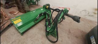 Trituradora desbrozadora AGD 175