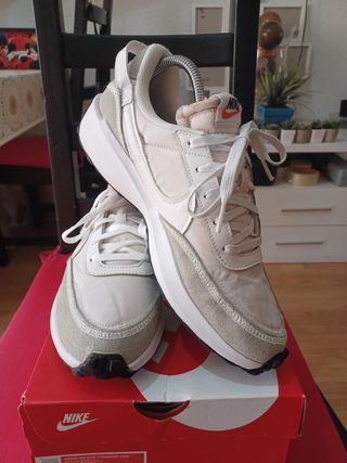Zapatillas Nike - Beige/Blanco