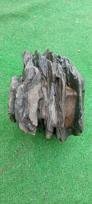 Roca Negra para Acuario