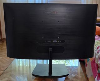 Monitor Philips curvo
