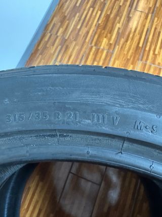 Neumáticos Continental 315/35R21 ,2 unidos.