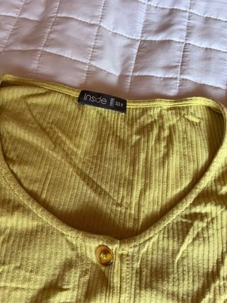 Top amarillo 