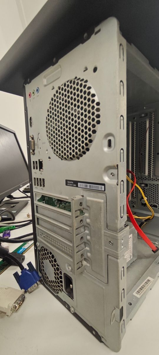 Torre HP - PC Última Generación