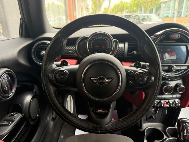 MINI COOPER JOHN COOPER WORKS