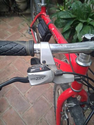 Bicicleta Merida montaña roja