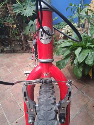 Bicicleta Merida montaña roja