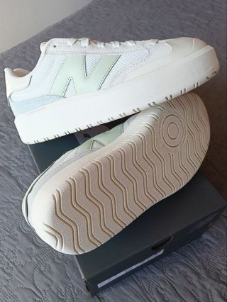 Zapatillas New Balance CT302 talla 39.5 blanco