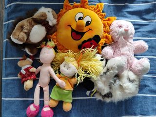 7 Peluches Variados