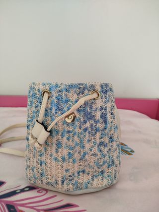 Mochila pequeña boho con flecos- estilo juvenil