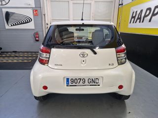 Toyota iQ 2008