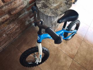 Bicicleta sin pedales 12" - Azul