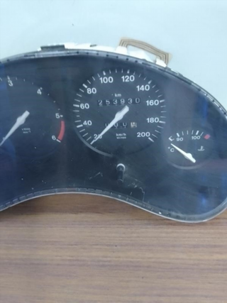 Cuadro de instrumentos Opel Corsa B (1993-